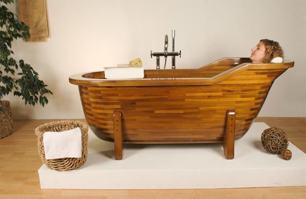 Wood Bathtub For Natural Bathroom 2